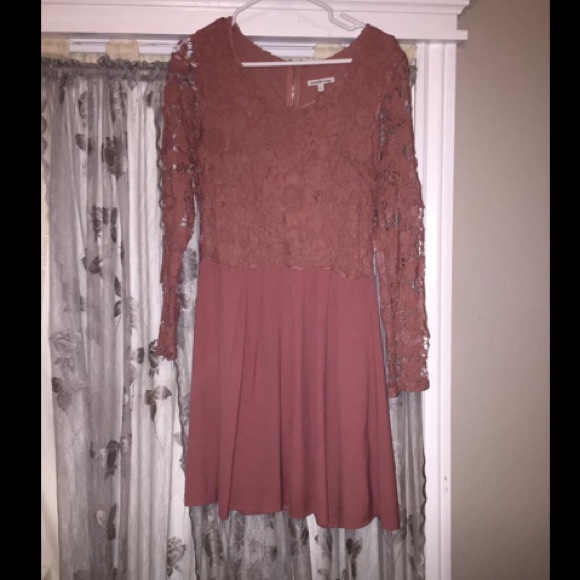 Charlotte Russe Dresses & Skirts - Pink dress Charlotte Russe Dresses & Skirts - Pink dress